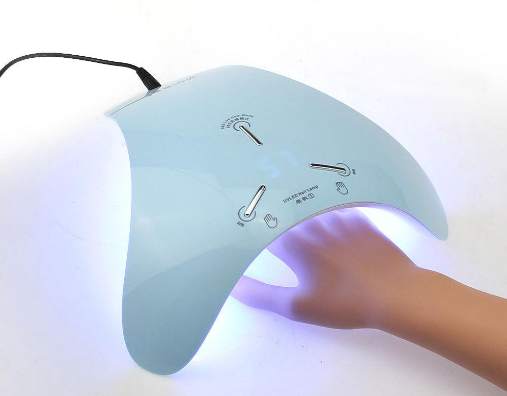 應用紫外輻照計檢測美甲光療燈